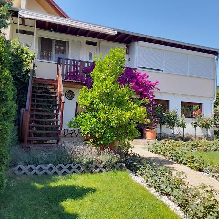 Rozsakert Vendeghaz Bed & Breakfast Szigliget Dış mekan fotoğraf