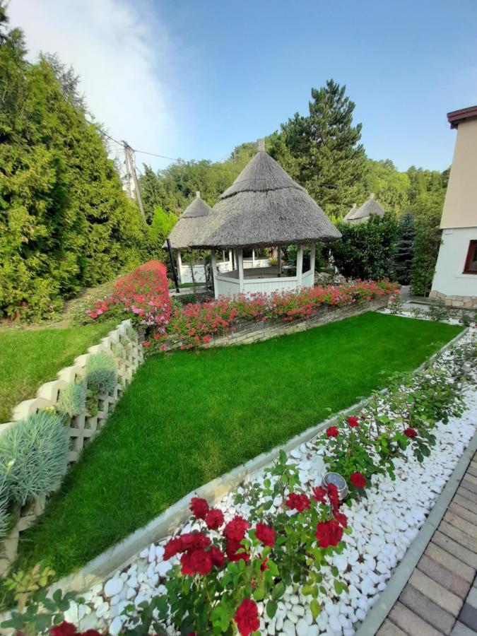 Rozsakert Vendeghaz Bed & Breakfast Szigliget Dış mekan fotoğraf