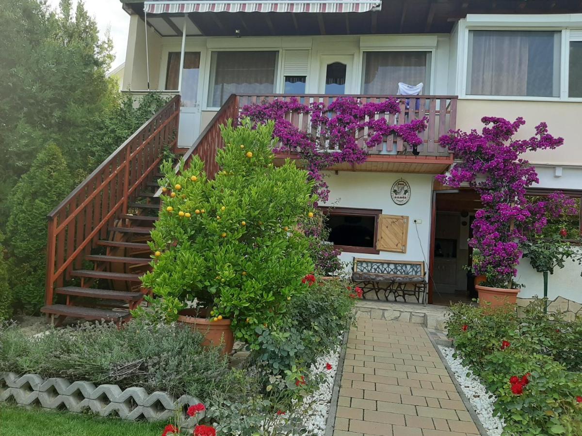 Rozsakert Vendeghaz Bed & Breakfast Szigliget Dış mekan fotoğraf