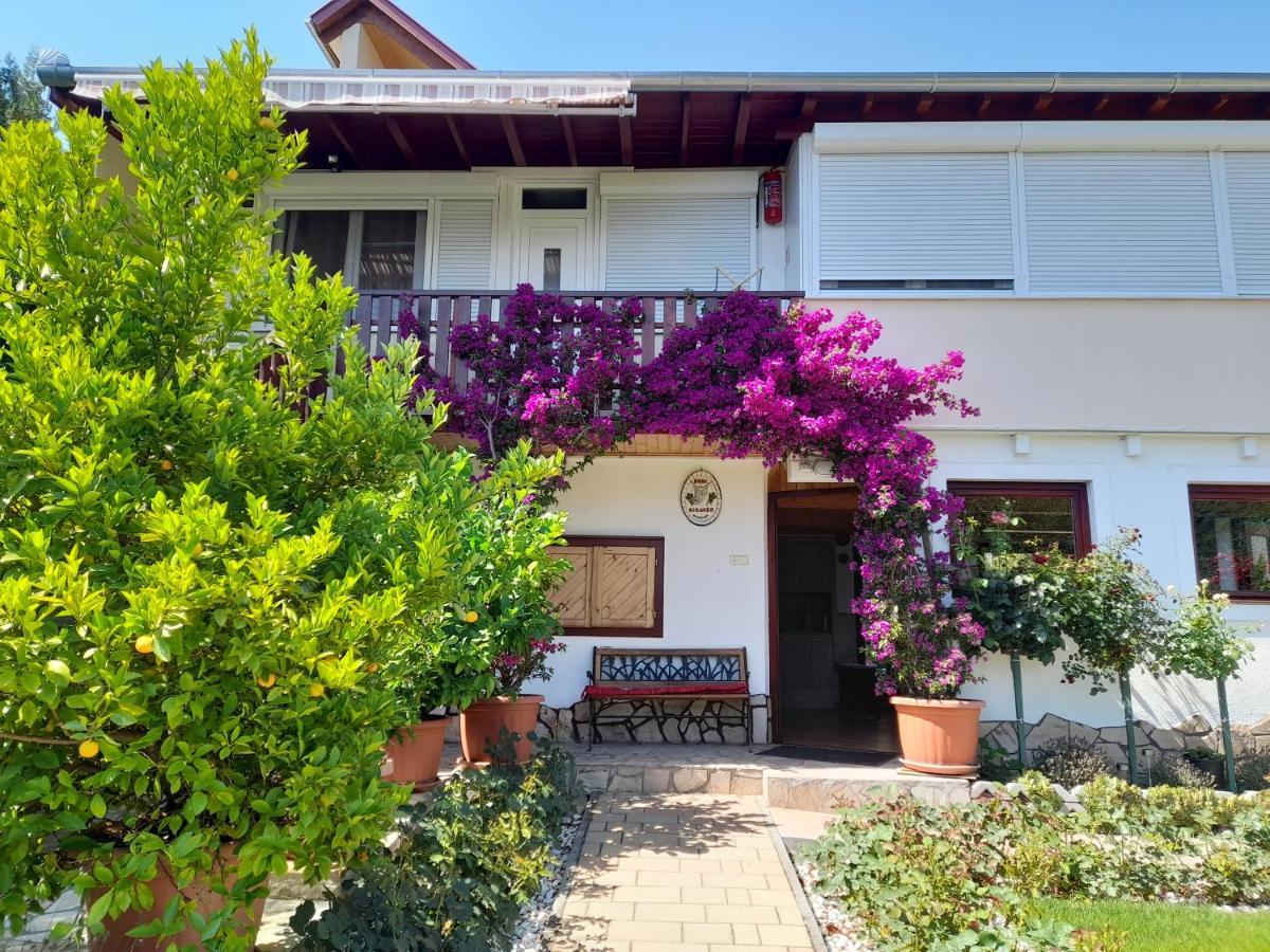 Rozsakert Vendeghaz Bed & Breakfast Szigliget Dış mekan fotoğraf